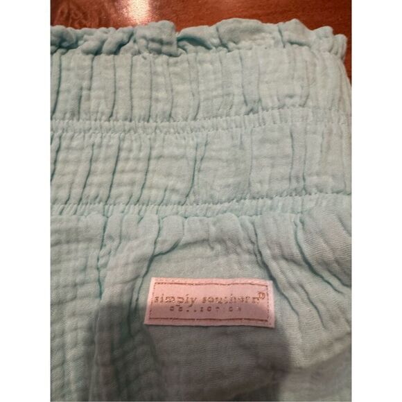 Woman’s simply southern high rise shorts size M/L - Picture 5 of 5